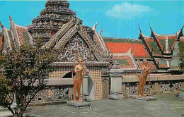 Thailande - Bangkok - Kinarees Guardmg A Door In The Emerald Buddha Temple - Carte Neuve - CPM - Voir Scans Recto-Verso - Thailand