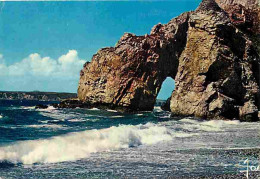 29 - Presqu'ile De Crozon - Rocher Découpé Sur La Cote Près De Morgat - Effet De Vagues - Voir Scans Recto Verso  - Crozon