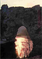 07 - Ardèche - Gorges De L'Ardèche - Le Pont D'Arc - Coucher De Soleil - CPM - Voir Scans Recto-Verso - Vallon Pont D'Arc