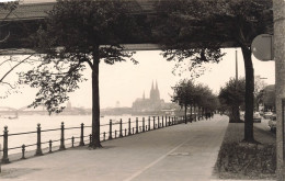 ALLEMAGNE - Cologne - Cathédrale De Cologne - Route - Vue Générale - Carte Postale - Koeln