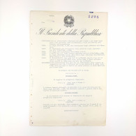 Decreto Numero 2798 Il Presidente Della Repubblica Autografato Dal Presidente Della Repubblica Italiana Giovanni Gronchi - Decrees & Laws