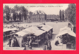 F-62-Arques-05Ph121  La Grand'place Et Le Marché, Animation, Cpa  - Arques