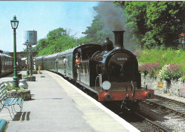 M7 No 30053 ENTERS SWANAGE ON 13th JUNE 1992, SWANAGE RAILWAY. UNUSED POSTCARD M1 - Stations With Trains