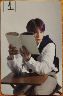 Photocard K POP Au Choix BTS 2022 January Issue Jungkook - Objets Dérivés