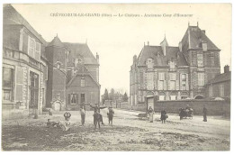 2 Cpa Crèvecoeur Le Grand - Le Château ... / Un Côté De La Place ... - Crevecoeur Le Grand
