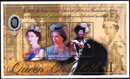 GHANA 2003 Famous People / Royalty: Queen Elizabeth II Coronation. MINI-SHEET, MNH - Familias Reales