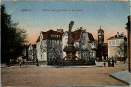 Düren, Statue Des Guerriers Et Seminaire - Dueren