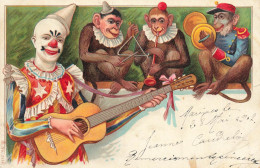 Cirque Circus * CPA Illustrateur 1902 * Clown Clowns * Art Nouveau Jugendstil * Numéro Singes Monkey Guitare - Circus