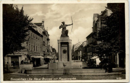 Grossenhain - Neuer Brunnen Mit Frauenmarkt - Grossenhain