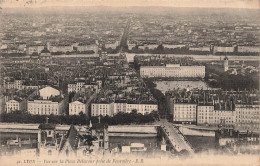 FRANCE - Lyon - Vue Sur La Place Bellecour Prise De Fourvière - E R - Vue Sur La Ville - Carte Postale Ancienne - Otros & Sin Clasificación