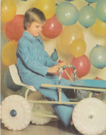 Soviet Fashion Card With The Pattern On The Backside - Little Boy In A Blue Set -  Printed 1979 - Ca. 18x14 Cm - Patrones