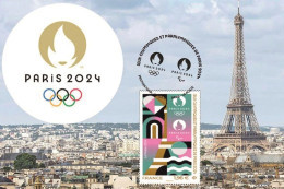 France 2024 - Le Timbre Officiel Des Jeux Olympiques Et Paralympiques De Paris Carte Maximum - Estate 2024 : Parigi