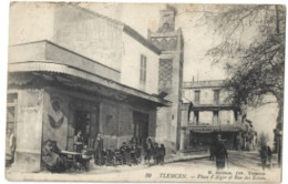 ALGERIE TLEMCEN PLACE D'ALGER ET RUE DES ECOLES Une Terrasse De Café 1923 CPA 2 SCANS - Tlemcen