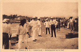 Gabon - LIBREVILLE - Embarquement Sur Le Wharf - Ed. C. L. Fouladou 27 - Gabon