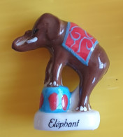 Fève  - Les Rois De La Piste - Eléphant -  Cirque - Animals