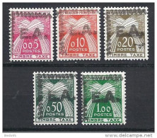 ALGERIE TAXE N° 49/53 SURCHARGE LOCAL DE ROCHER NOIR NEUF**/* TTB - Algerien (1962-...)