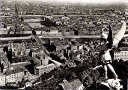 LYON. -  Vue Générale De Fourvière. Au Premier Plan Statue De St Michel . . Non écrite. - Lyon 5