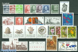 Denmark 1990 Yearset 1990 (30v), Mint NH, Various - Yearsets (by Country) - Neufs