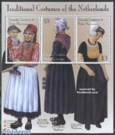 Grenada Grenadines 2002 Dutch Costumes S/s, Mint NH, History - Various - Netherlands & Dutch - Costumes - Géographie