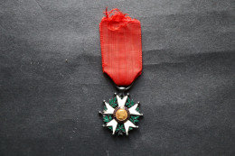 Légion D'honneur Ancienne Napoleon III  2 Eme République  Demie Taille  Ancienne - Antes De 1871