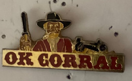 Pin S  OK CORRAL - Comics