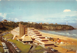 ANGLET Chambre D Amour Le Village Vacances Familles Au Fond Le Phare  32(scan Recto-verso) MA309 - Anglet