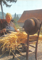 Les Petits Metiers De Chez Nous LA REMPAILLEUSE PREPARANT SA PAILLE Survivance Du Passe 12(scan Recto-verso) MA324 - Craft