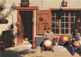 Traditions Les Petits Metiers De Chez Nous LES CHAUDRONNIERS SA APA POUX ALBI 33(scan Recto-verso)MA320 - Artisanat