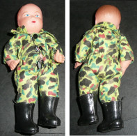 Ancien Petit Poupon Baigneur En Costume De Militaire Légionnaire Parachutiste Poupée Petitcollin - Dolls