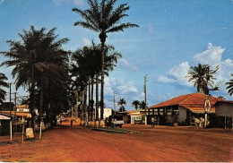 GABON OYEM Vue Du Centre Ville 28(scan Recto-verso)MA353 - Gabón