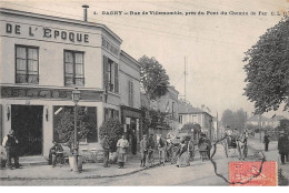 93 .n°  107984  . Gagny . Restaurant De L Epoque .attelage .rue De Villemomble . - Gagny