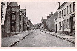 62 .n°106290 .  Fruges .rue De La Gare .au Fond L Eglise . - Fruges