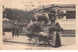 75 .n° 108865 . Petits Metiers De Paris . Une Marchande De Fleurs . - Petits Métiers à Paris