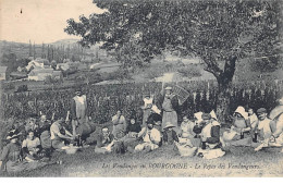 Agriculture - N°64242 - Les Vendanges En Bourgogne - Le Repos Des Vendangeurs - Vignes