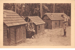 Scoutisme - N°64418 - Le Jamboree De Gödöllö - Les Curieuses Maisons Des Eclaireurs Tchécoslovaques N°14 - Padvinderij