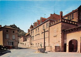 Environs De SAINT GERMAIN LEMBRON NONETTE Place De L Eglise La Chateau Et Le Pic De Nonette 5(scan Recto-verso) MA418 - Saint Germain Lembron