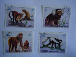 FUJEIRA  USED SET 4 MONKEYS - Apen