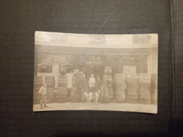 H12/145- CARTE PHOTO D'UN MAGASIN UNION DES VIGNERONS - Fotos