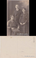 Ansichtskarte  Familienfoto - Vater, Mutter, Tochter Zeitgeschichte 1914  - Groupes D'enfants & Familles