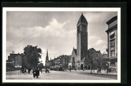 AK Karlsruhe I. B., Lutherkirche Mit Strasse Und Strassenbahn  - Tramways