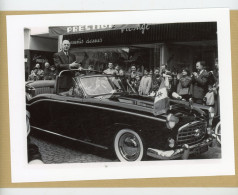 DE GAULLE  En Visite à  Reims  DANS SA VOITURE  PRESIDENTIELLE 1963 - Beroemde Personen