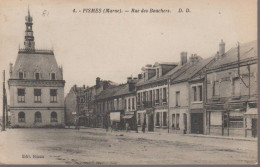 51 -  FISMES - RUE DES BOUCHERS - Fismes