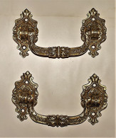 ANCIEN LOT 2 POIGNEES DE TIROIR BRONZE SIGNE E. MULLER PARIS STYLE LOUIS XV TBE - Bronzi