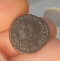 LICINIO II Follis AE19mm 3,88g 317-24 D.C. Ceca Incierta (#1776) - L'Empire Chrétien (307 à 363)