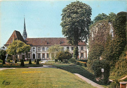 27 - Conches En Ouche - Les Ruines Du Donjon Et L'Hôtel De Ville - CPM - Voir Scans Recto-Verso - Conches-en-Ouche