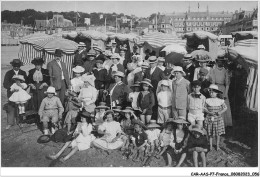 CAR-AASP7-0505 - FRANCE - CARTE PHOTO - A IDENTIFIER - PHOTO DE FAMILLE.plage Mer - Photos