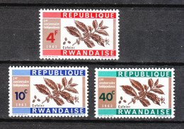 Rwanda  - 1963. I Tre Francobolli Della Serie Piante Del Caffè. Coffee Plants. The Three Stamps From The Series MNH - Plantes Médicinales