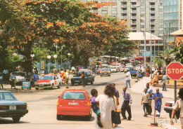 Gabon- LIBREVILLE - Rue Animée Du Centre-Ville* 2 Scans - Altri & Non Classificati