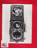 Insolite Photo Originale Vintage Appareil Photo Rolleiflex Montage Du Photographe Avec Photos Enfant Voeux 1974 - Objects