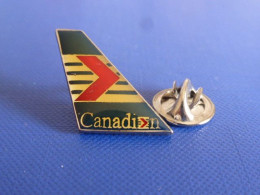 Pin's Canadian Airlines - Dérive Avion - Compagnie Aérienne Canada (BB58) - Aviones